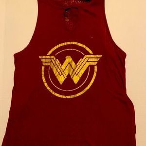 MARVEL Her Universe Wonder Woman Tank Red&Gold DC